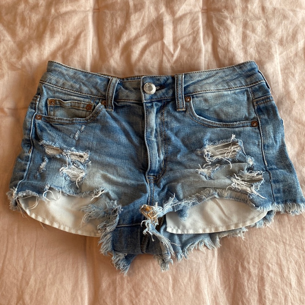AMERICAN EAGLE DENIM SHORTS